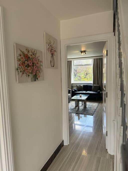 Stylish 2-bedroom Duplex Sleeps 6 Apartment *