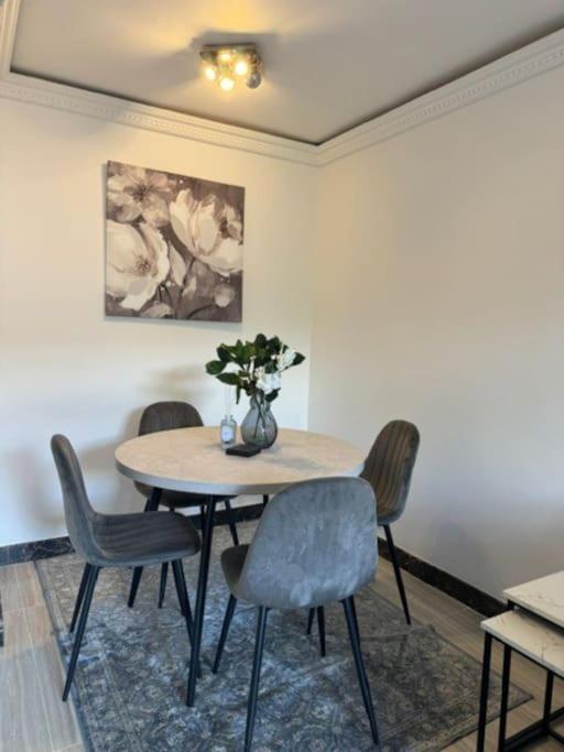 Appartamento Stylish 2-bedroom Duplex Sleeps 6 Londra