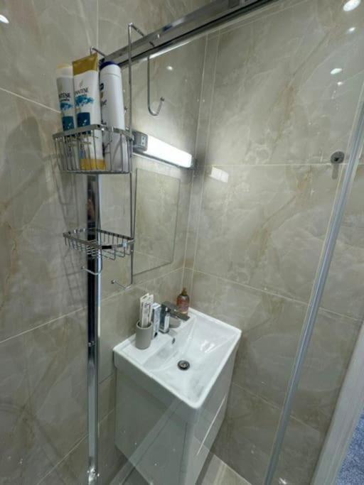 Appartamento Stylish 2-bedroom Duplex Sleeps 6 *